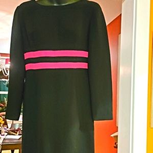 Petite Sophisticate Sz 4 Dress